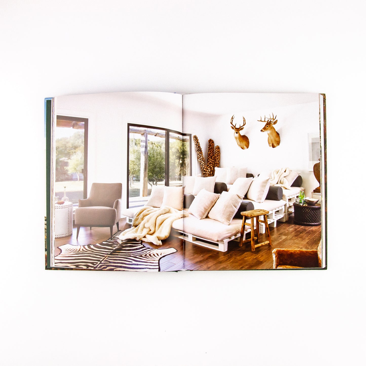 TEXAS MADE / TEXAS MODERN: THE HOUSE AND THE LAND